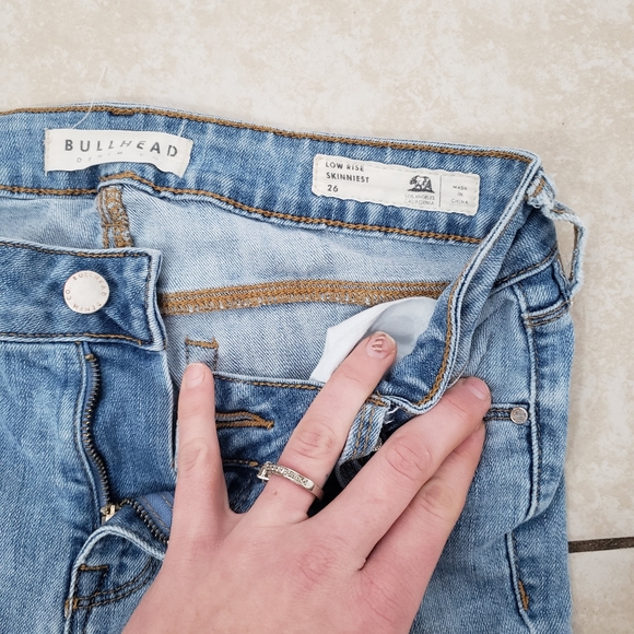 Bullhead Skinny Jeans Womens - Picture 2 of 4